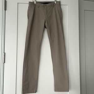 khaki Vineyard Vines On the Go Pant 30 x 34